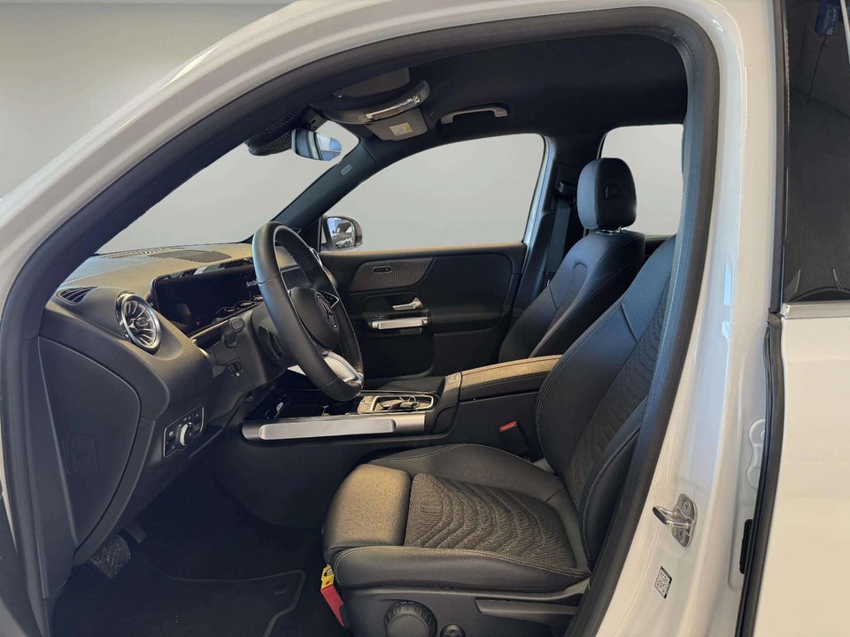 Mercedes EQB250+ Progressive 5d