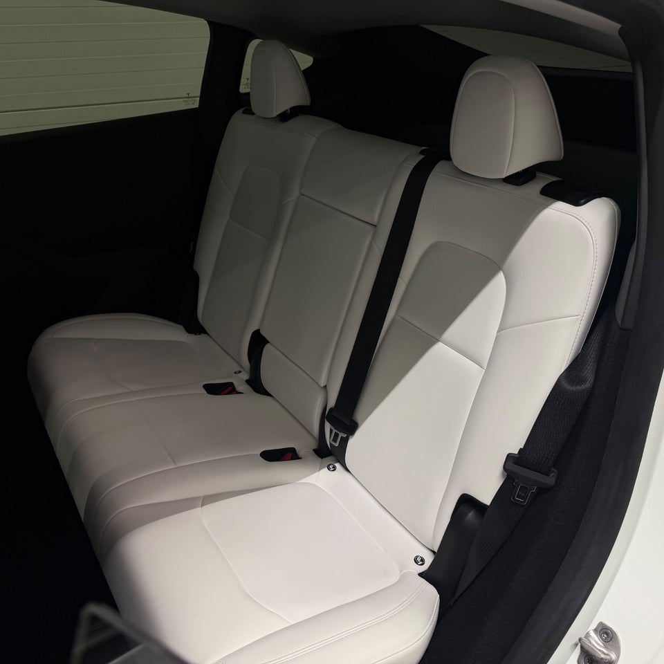 Tesla Model Y Long Range AWD 5d
