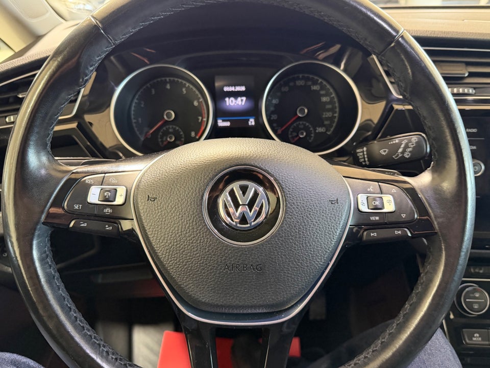 VW Touran 1,5 TSi 150 Highline DSG 7prs 5d