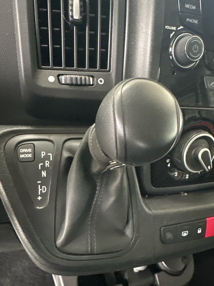 Fiat Ducato 30 2,3 MJT 180 Combinato L1H1