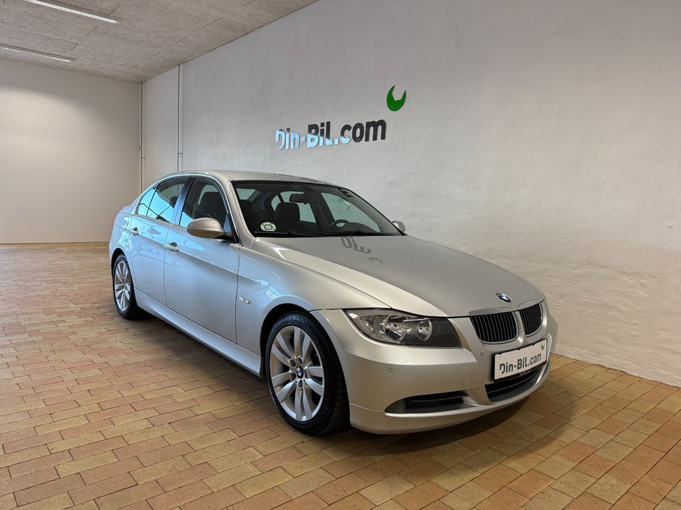 BMW 325i 2,5 aut. 4d