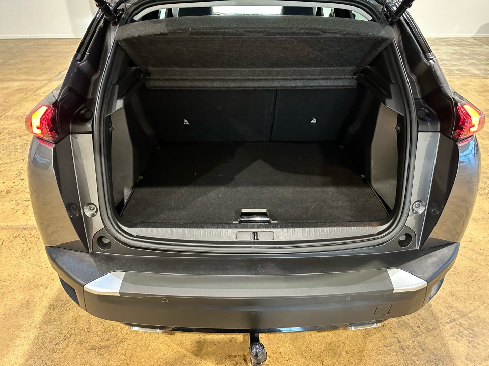 Peugeot 2008 1,2 PureTech 130 Allure Pack 5d