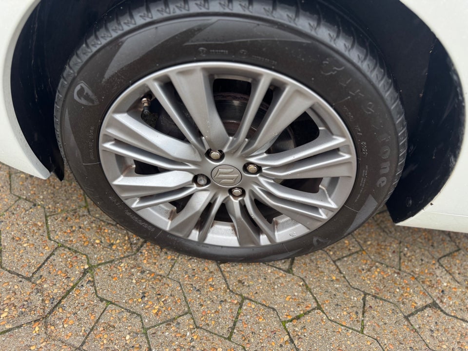 Suzuki Baleno 1,2 Dualjet SHVS Exclusive 5d