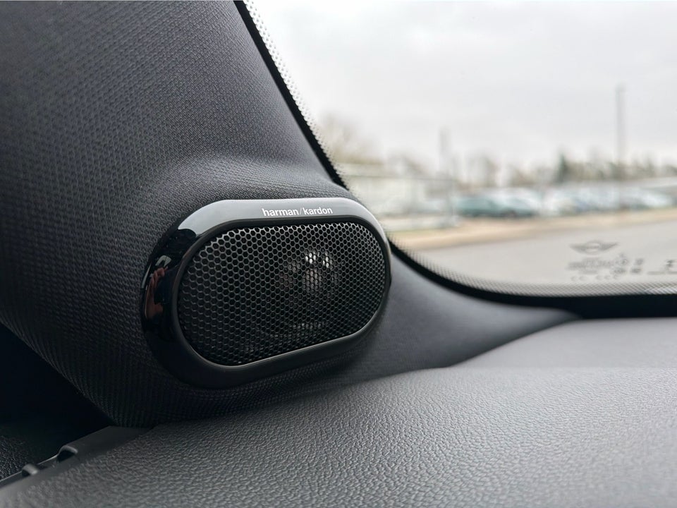 MINI Cooper SE Yours Trim 3d