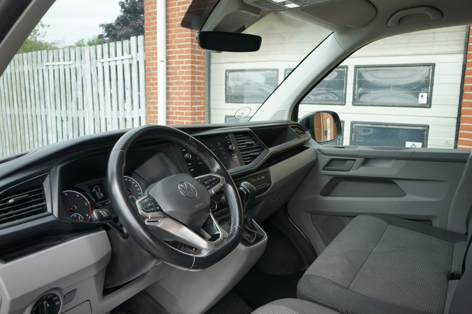 VW Transporter 2,0 TDi 150 Kassevogn DSG lang