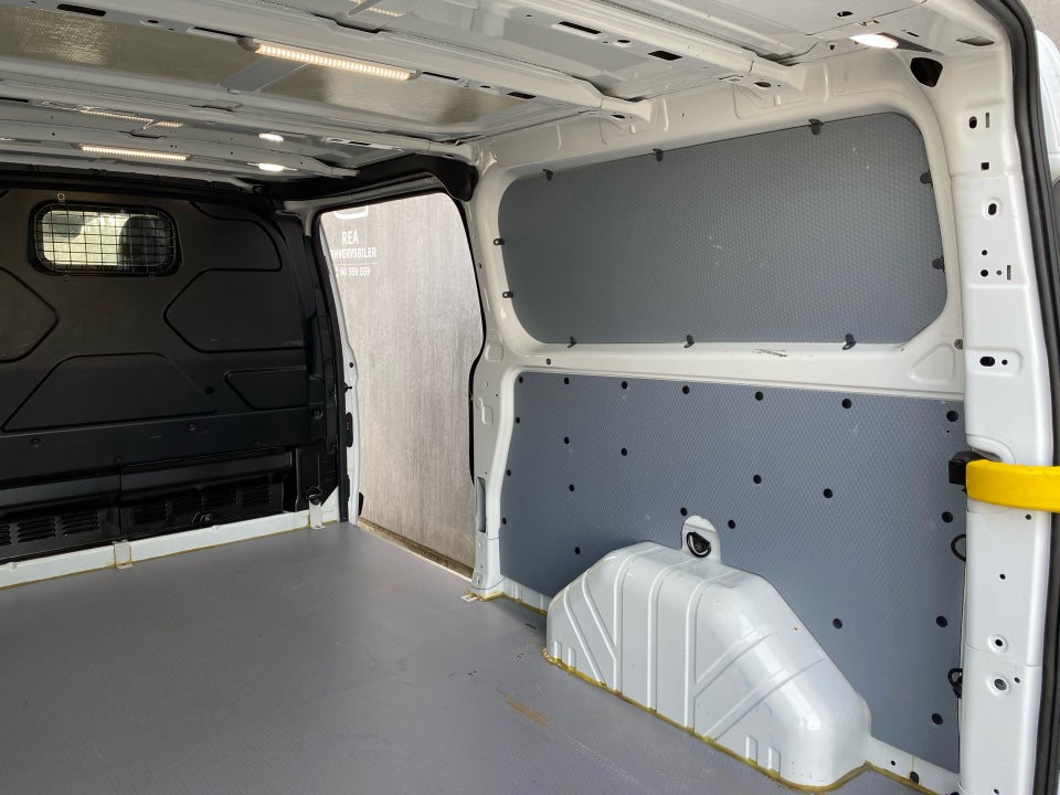 Ford Transit Custom 300 L2 2,0 TDCi 170 Trend