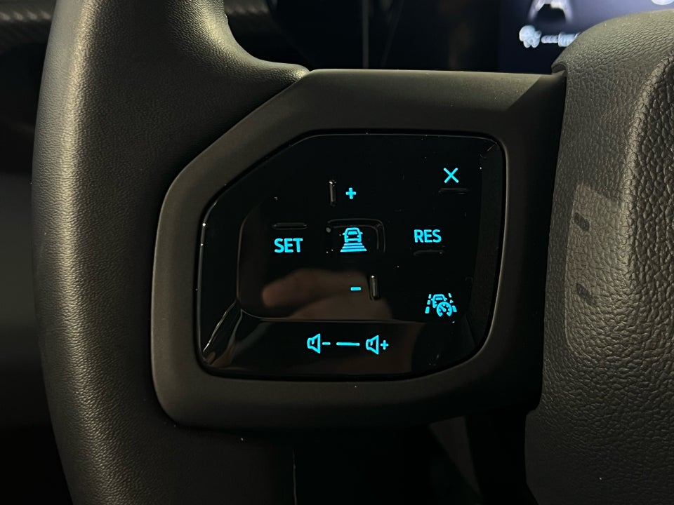 Ford Capri 77 Premium Extended Range 5d