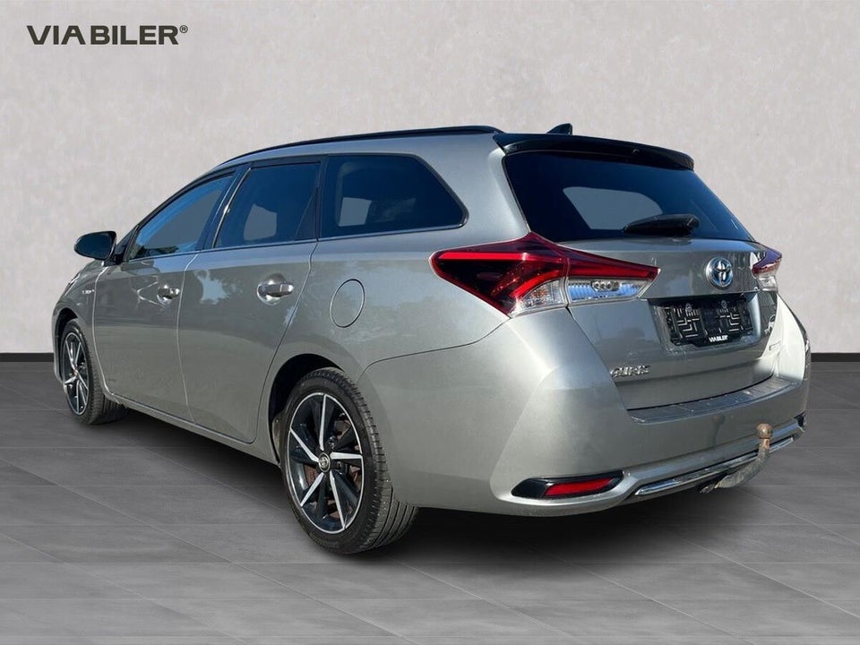 Toyota Auris 1,8 Hybrid H2 Style Touring Sports CVT 5d
