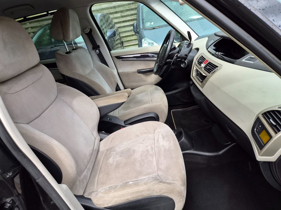 Citroën Grand C4 Picasso 2,0 HDi 163 Exclusive aut. 7prs 5d