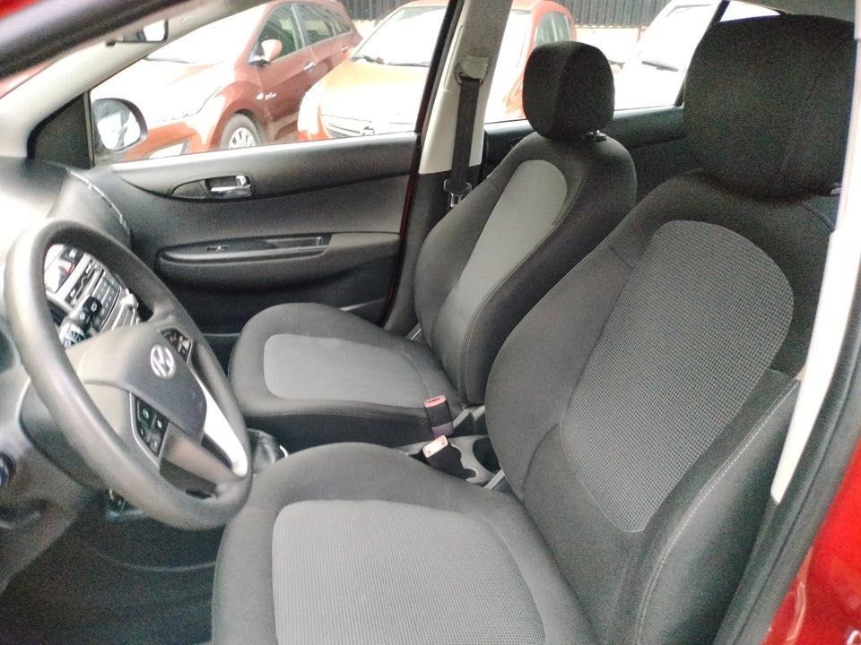 Hyundai i20 1,25 Comfort 5d