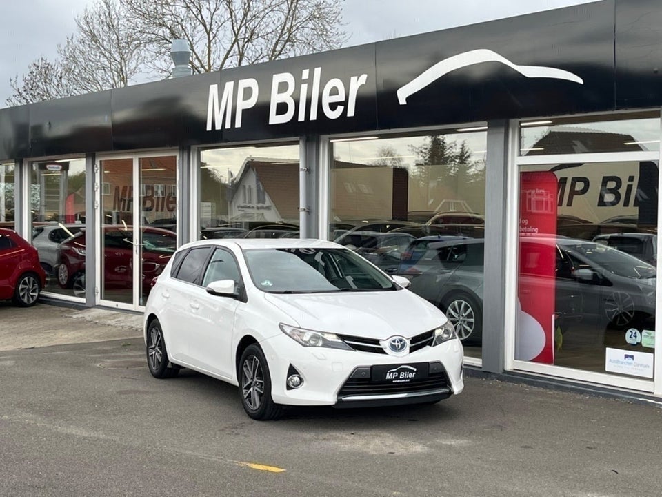 Toyota Auris 1,8 Hybrid H2 Premium CVT 5d