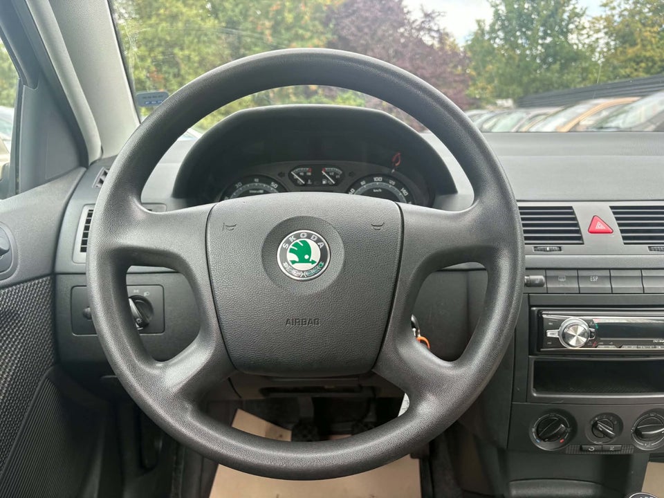 Skoda Fabia 1,4 16V 75 Ambiente 4d