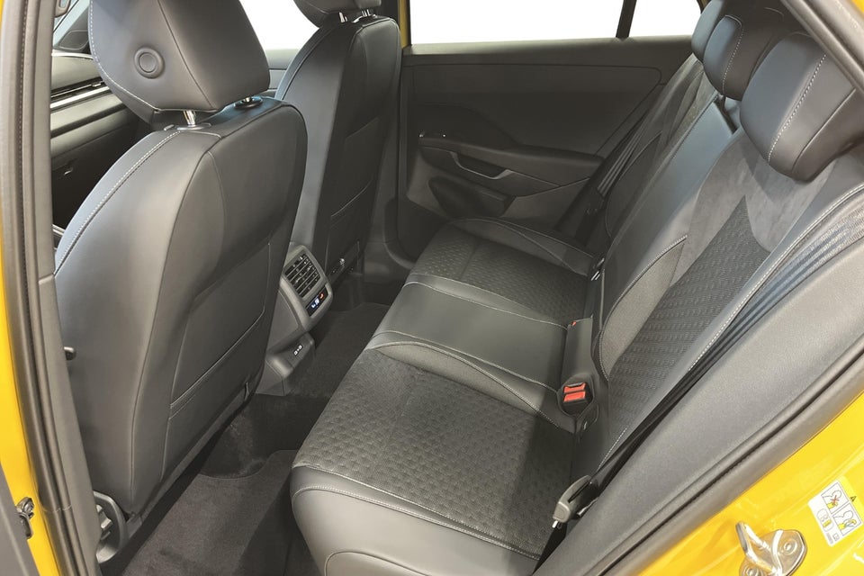 VW T-Roc 1,5 eTSi 150 R-line DSG 5d