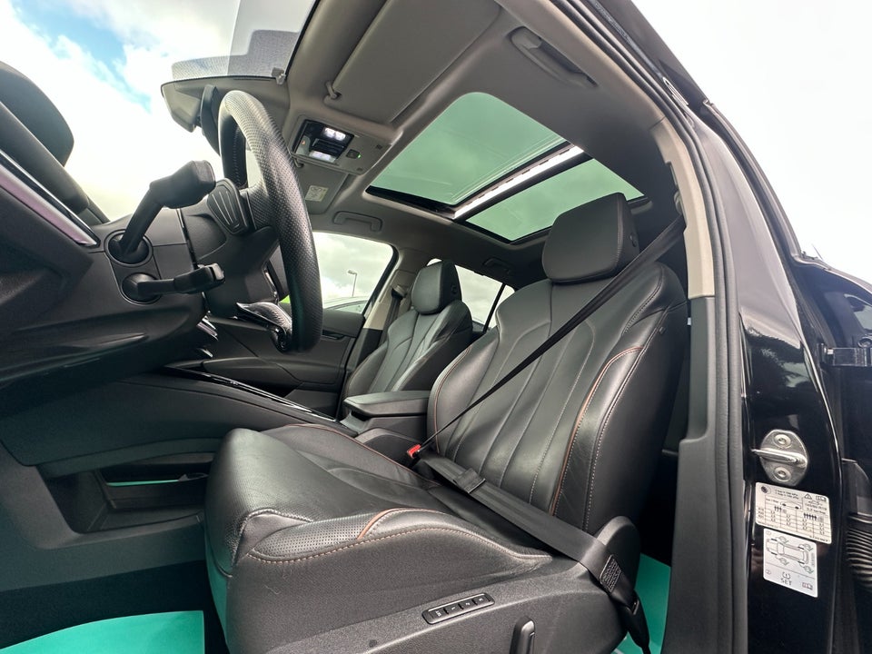 Skoda Enyaq 80 iV Suite 5d