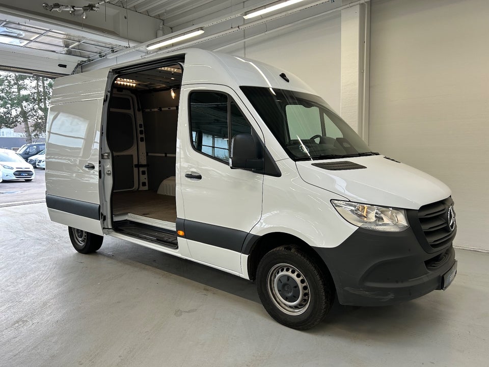 Mercedes Sprinter 317 2,0 CDi A2 Kassevogn PRO RWD