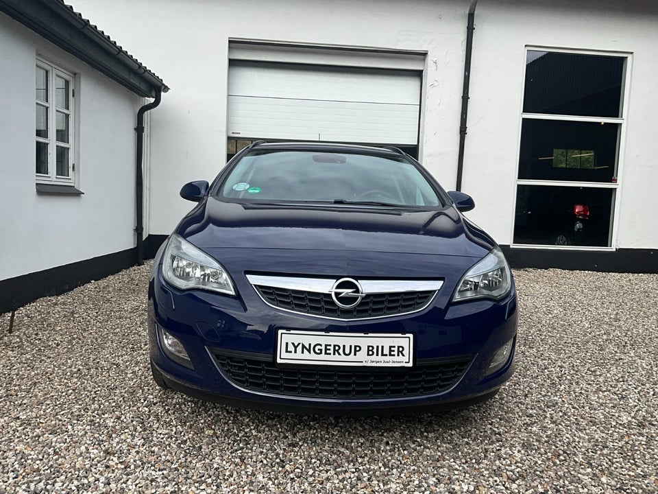 Opel Astra 1,4 100 Essentia Sports Tourer 5d