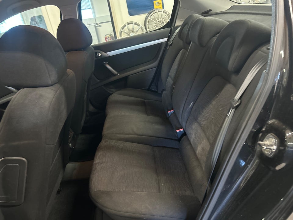 Peugeot 407 1,8 SR 4d