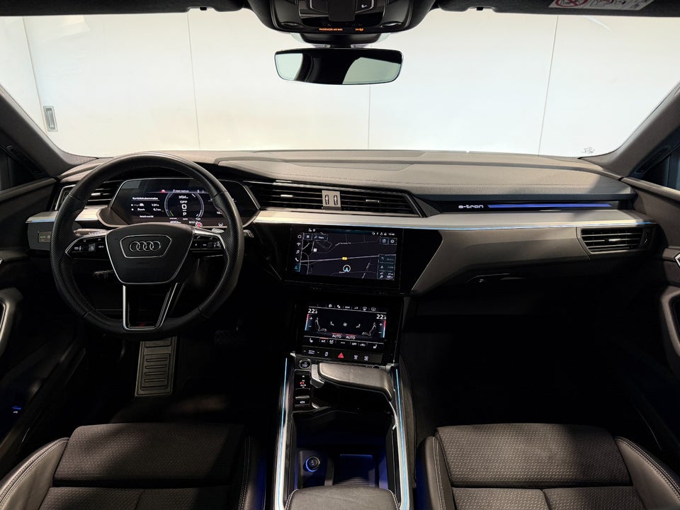 Audi e-tron 55 S-line quattro 5d