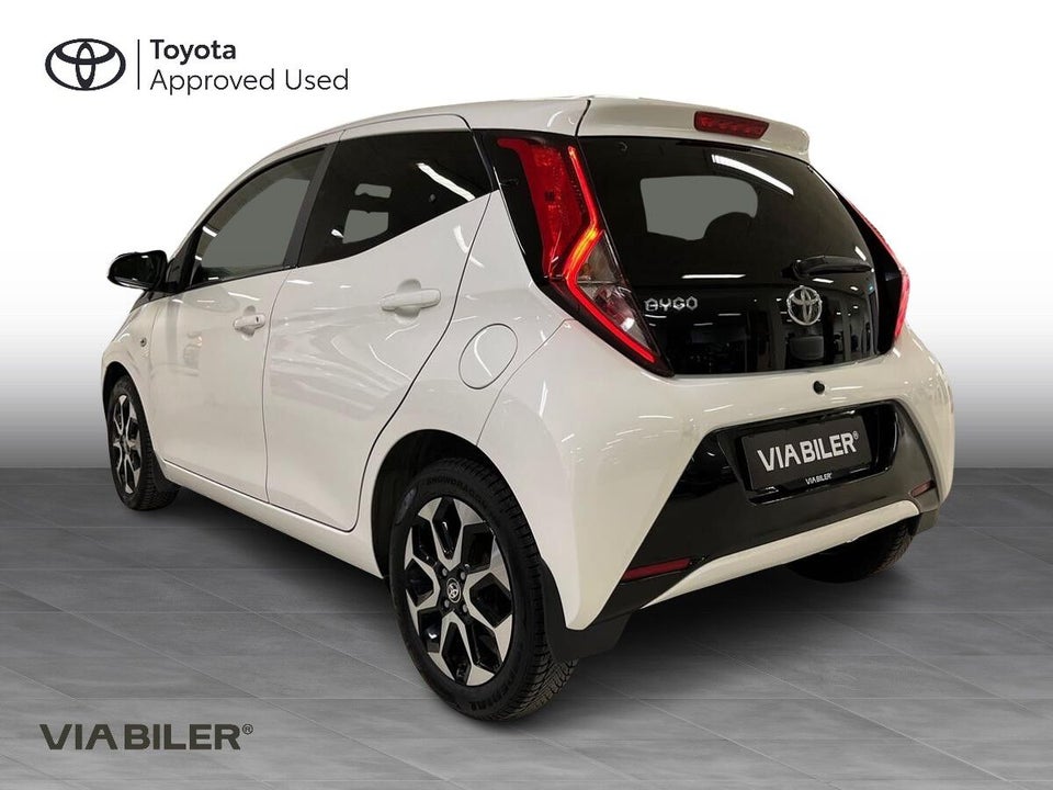 Toyota Aygo 1,0 VVT-i x-pose 5d