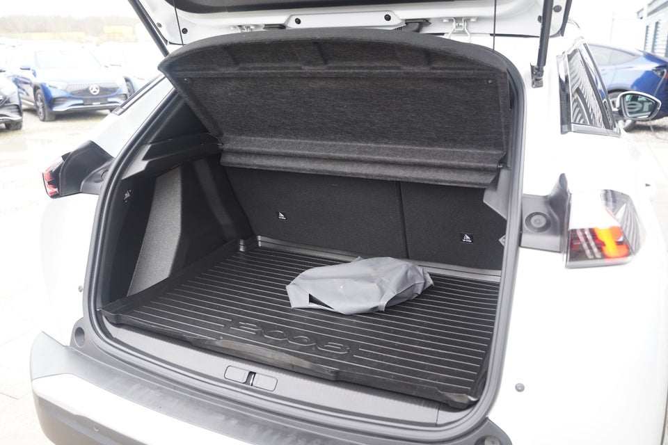 Peugeot 2008 1,2 PureTech 130 Allure Pack EAT8 5d