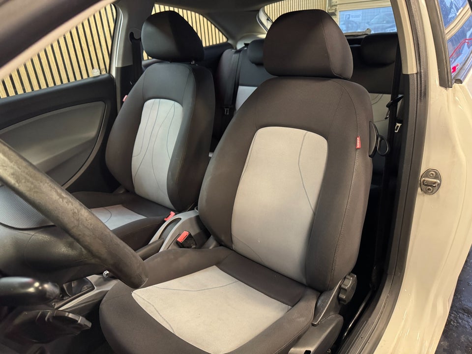 Seat Ibiza 1,2 12V 70 Reference SC 3d