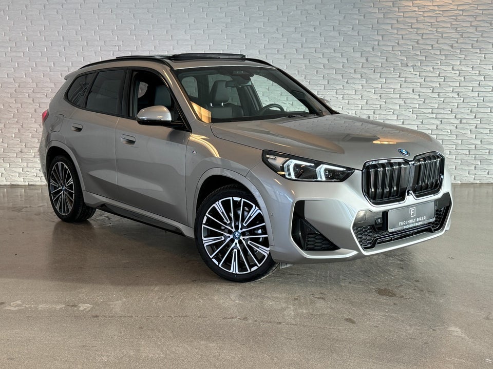 BMW iX1 xDrive30 Fully Charged M-Sport 5d