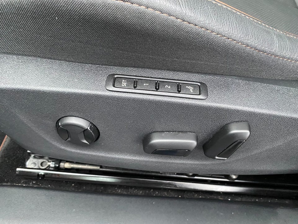 Skoda Enyaq 85x iV Laurin & Klement Coupé 5d