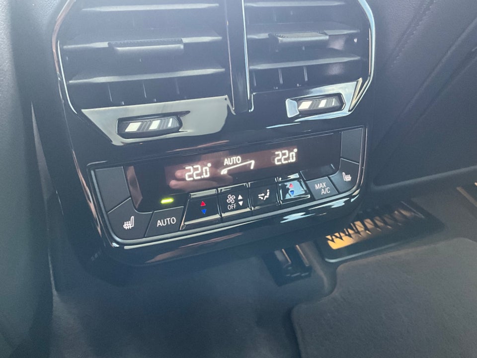 BMW iX xDrive40 Sport 5d
