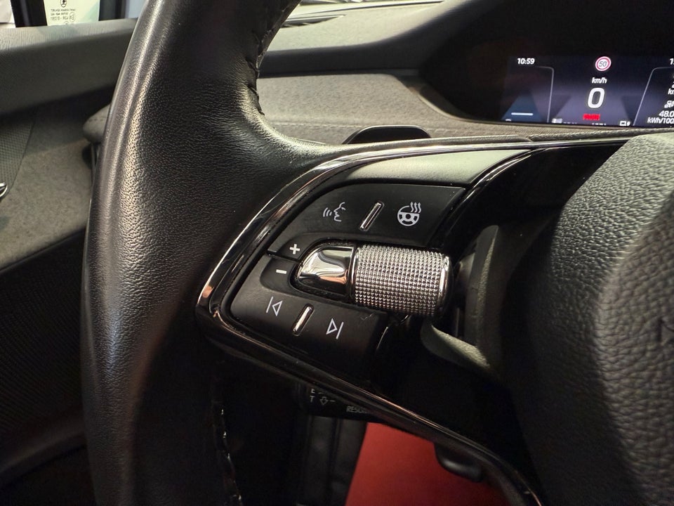 Skoda Enyaq 80 iV Loft 5d