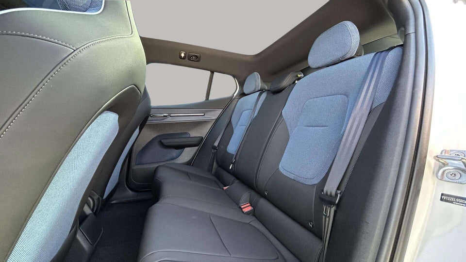Volvo EX30 Extended Range Ultra 5d