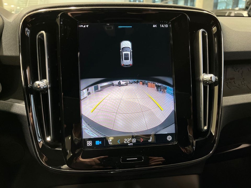 Volvo XC40 P6 ReCharge Core 5d