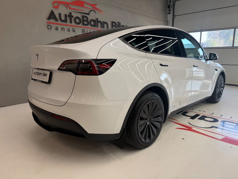Tesla Model Y RWD 5d