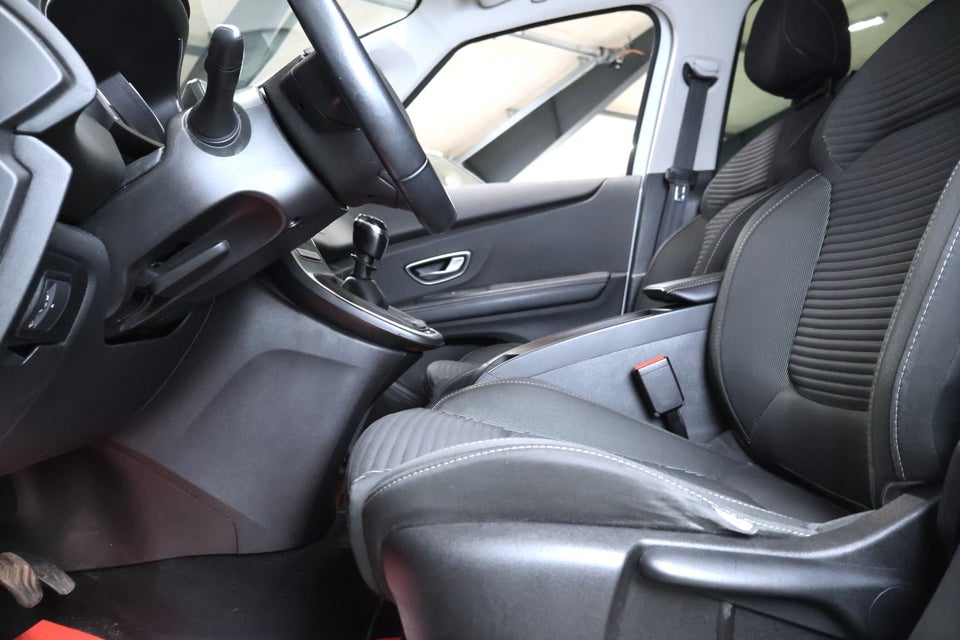 Renault Grand Scenic IV 1,5 dCi 110 Zen 7prs 5d