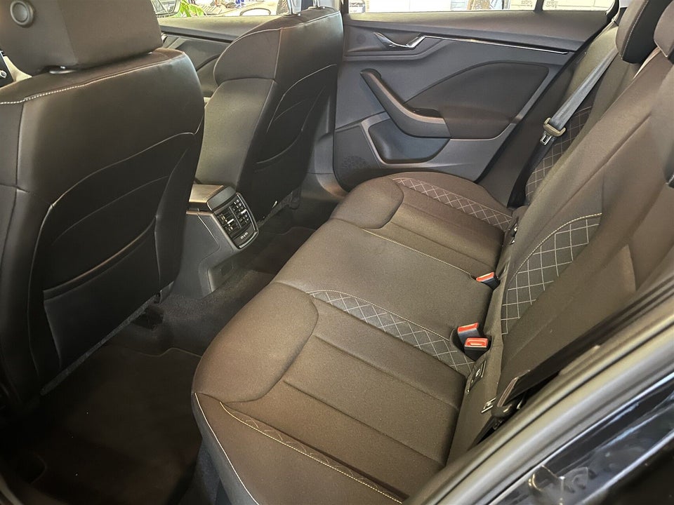 Skoda Kamiq 1,0 TSi 110 Tour de France DSG 5d