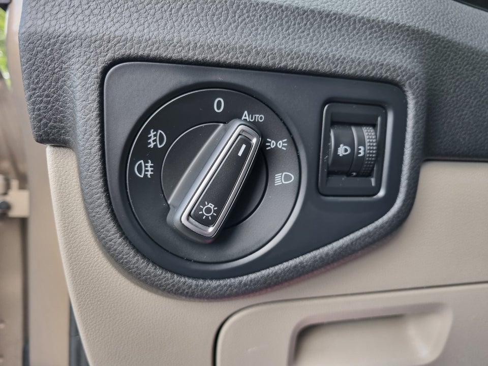 VW Golf Sportsvan 1,4 TSi 125 Highline BMT 5d