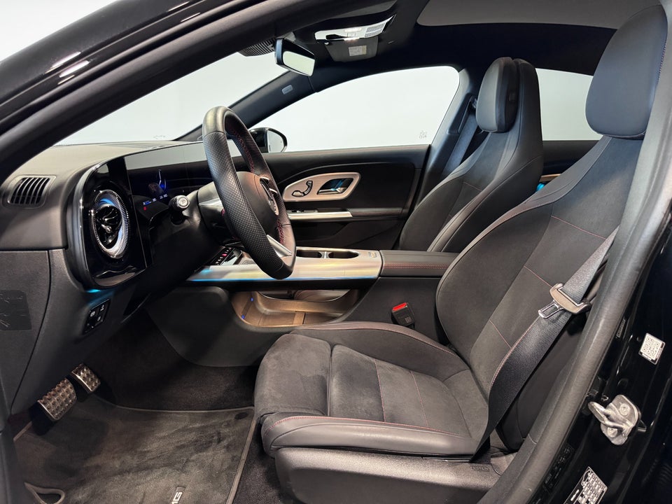 Mercedes CLA250+ electric AMG Line 4d