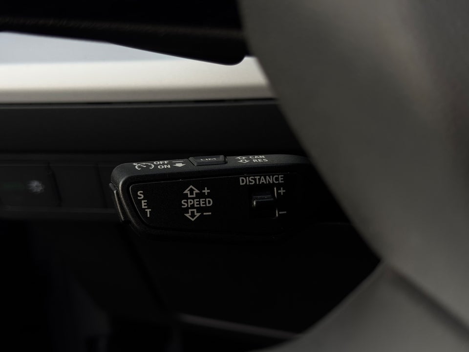 Audi Q4 e-tron 40 Attitude 5d