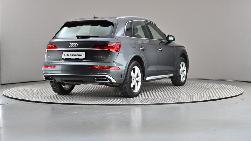 Audi Q5 55 TFSi e S-line quattro S-tr. 5d