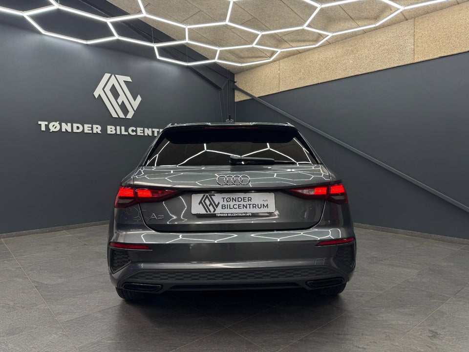 Audi A3 40 TFSi e S-line Sportback S-tr. 5d