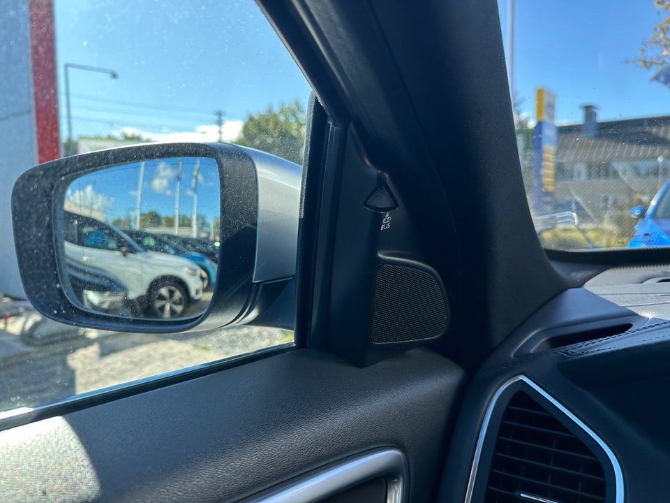 Volvo XC60 2,0 D4 181 Ocean Race aut. 5d