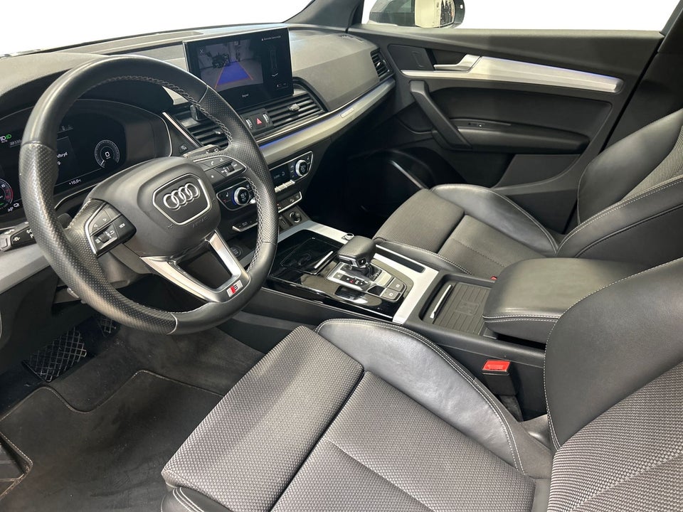 Audi Q5 50 TFSi e S-line quattro S-tr. 5d