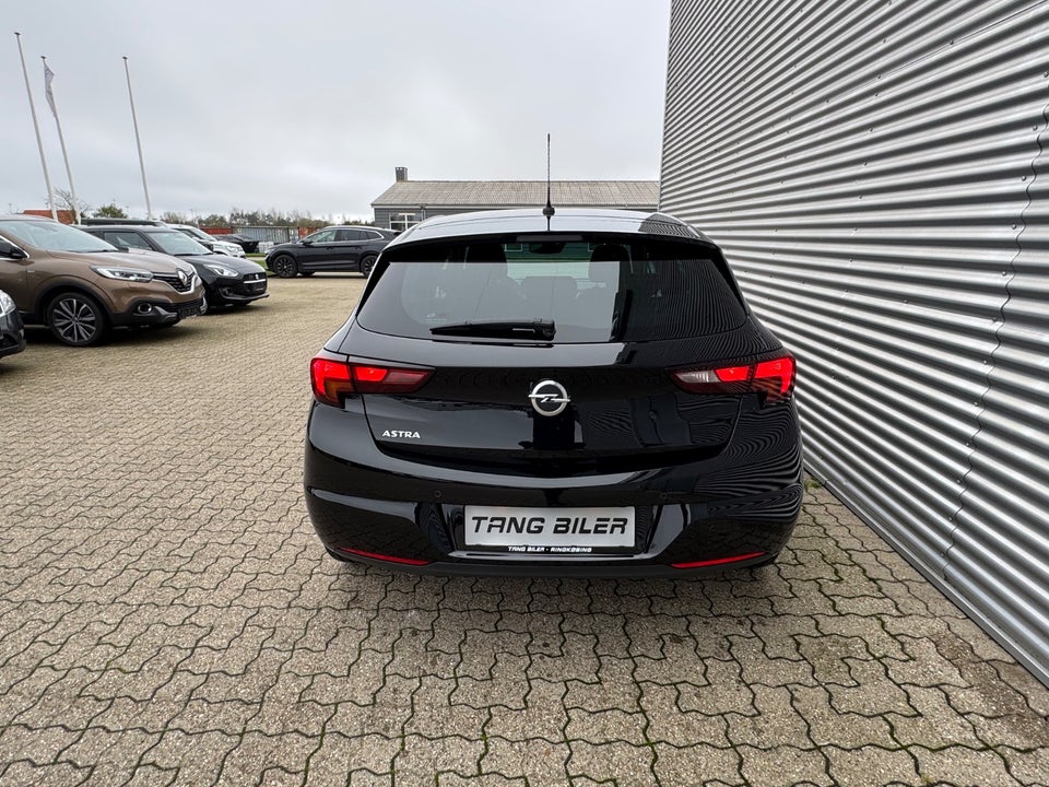 Opel Astra 1,4 T 150 Dynamic 5d