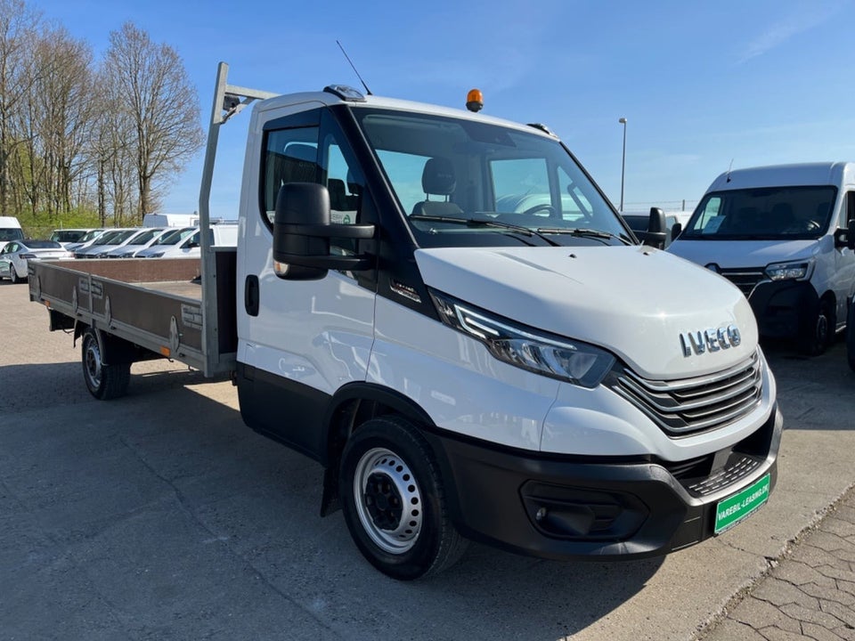 Iveco Daily 3,0 35S18 4100mm Lad AG8 2d