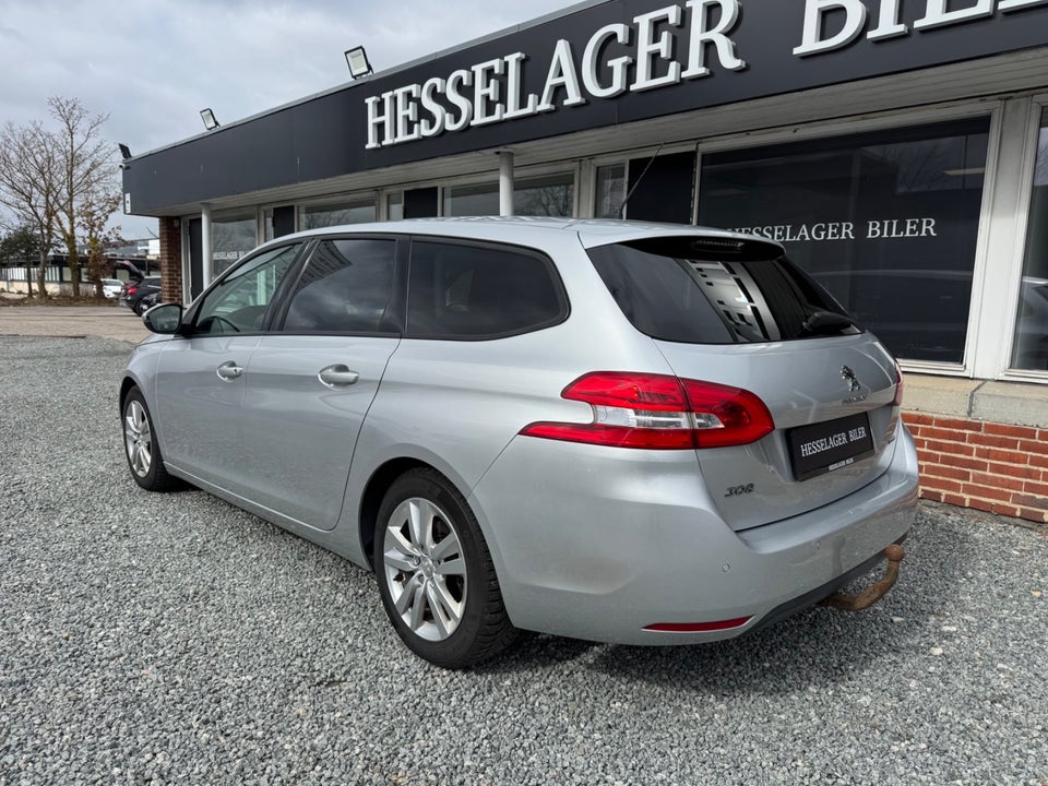 Peugeot 308 1,6 BlueHDi 120 Allure SW 5d
