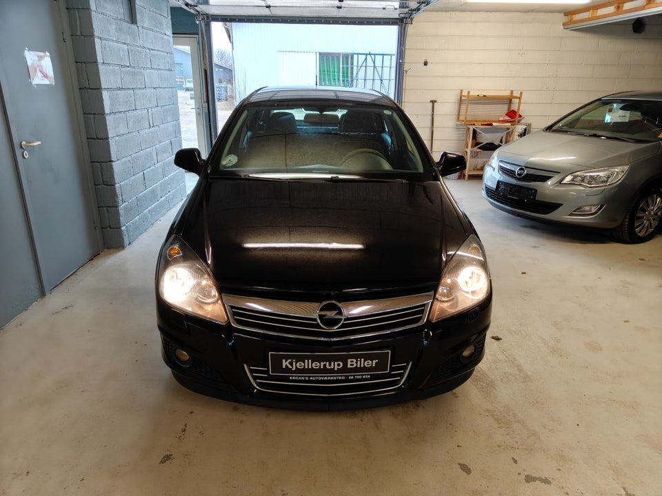 Opel Astra 1,6 Enjoy Sports Tourer 5d