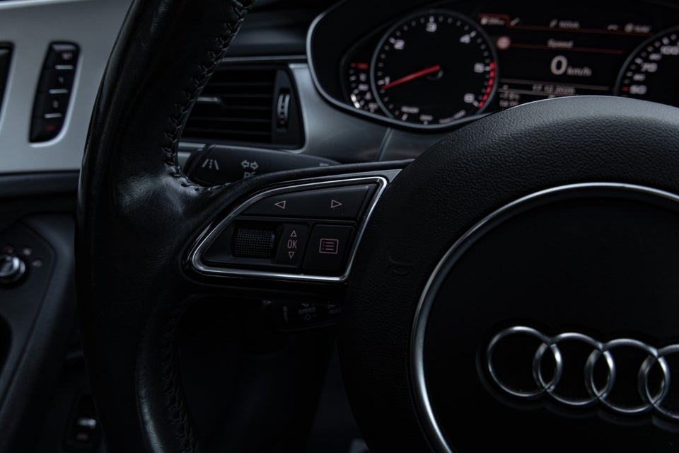 Audi A6 3,0 TDi 218 Avant S-tr. 5d