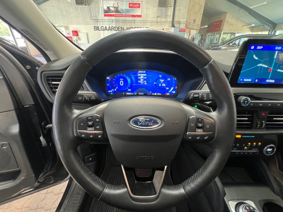 Ford Kuga 2,5 PHEV Titanium CVT 5d