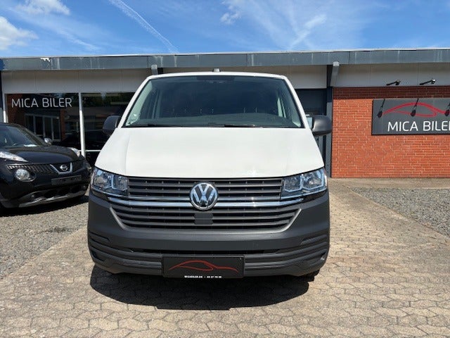 VW Transporter 2,0 TDi 150 Kassevogn DSG kort
