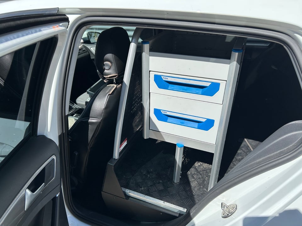 VW Golf VII 1,6 TDi 110 Allstar DSG Van 5d