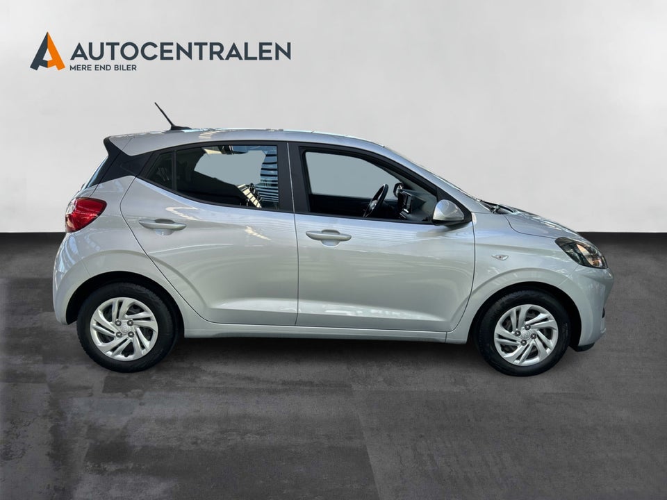 Hyundai i10 1,0 MPi Essential AMT 5d